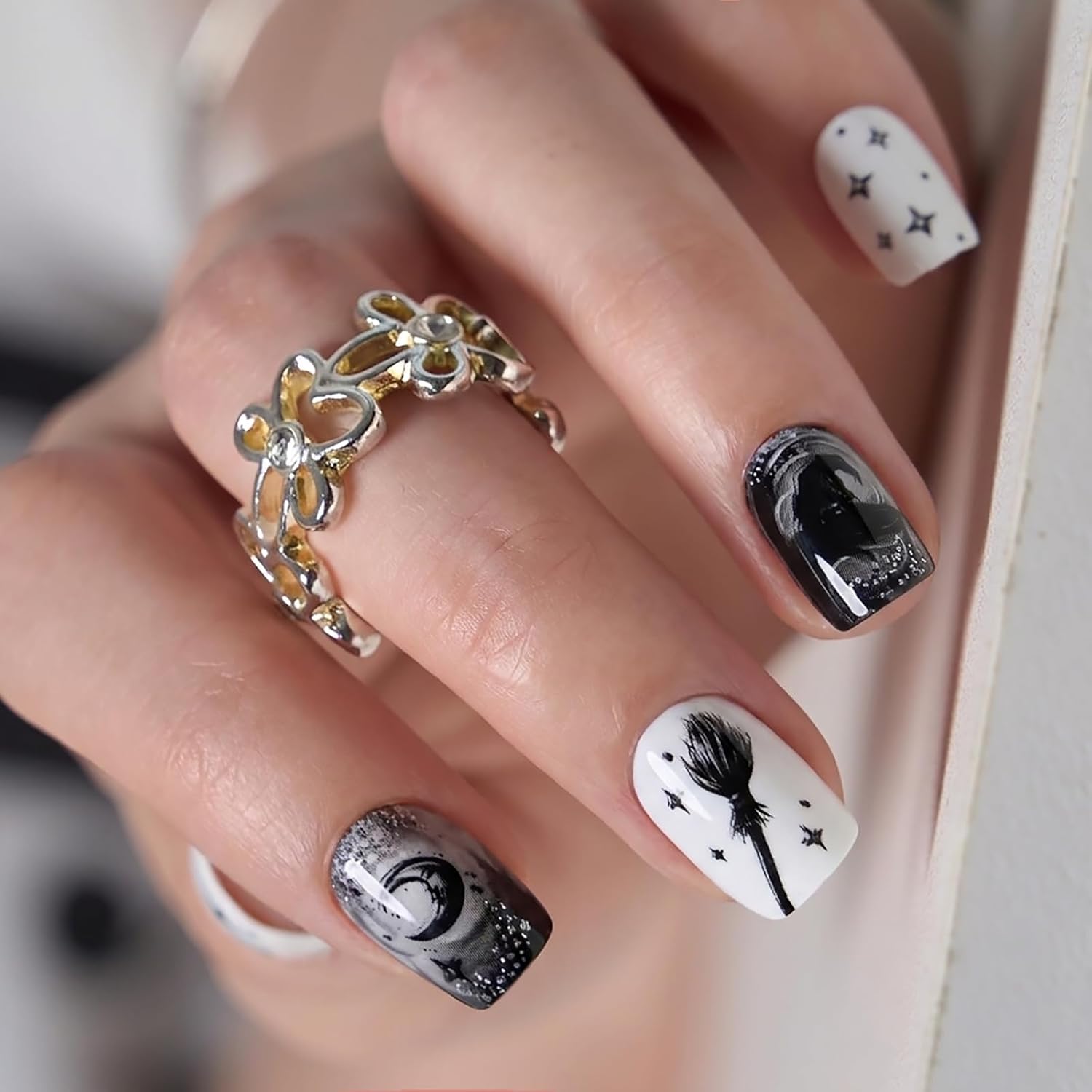 Halloween Press on Nails Hallo - Spider Web Halloween Decoration review and price